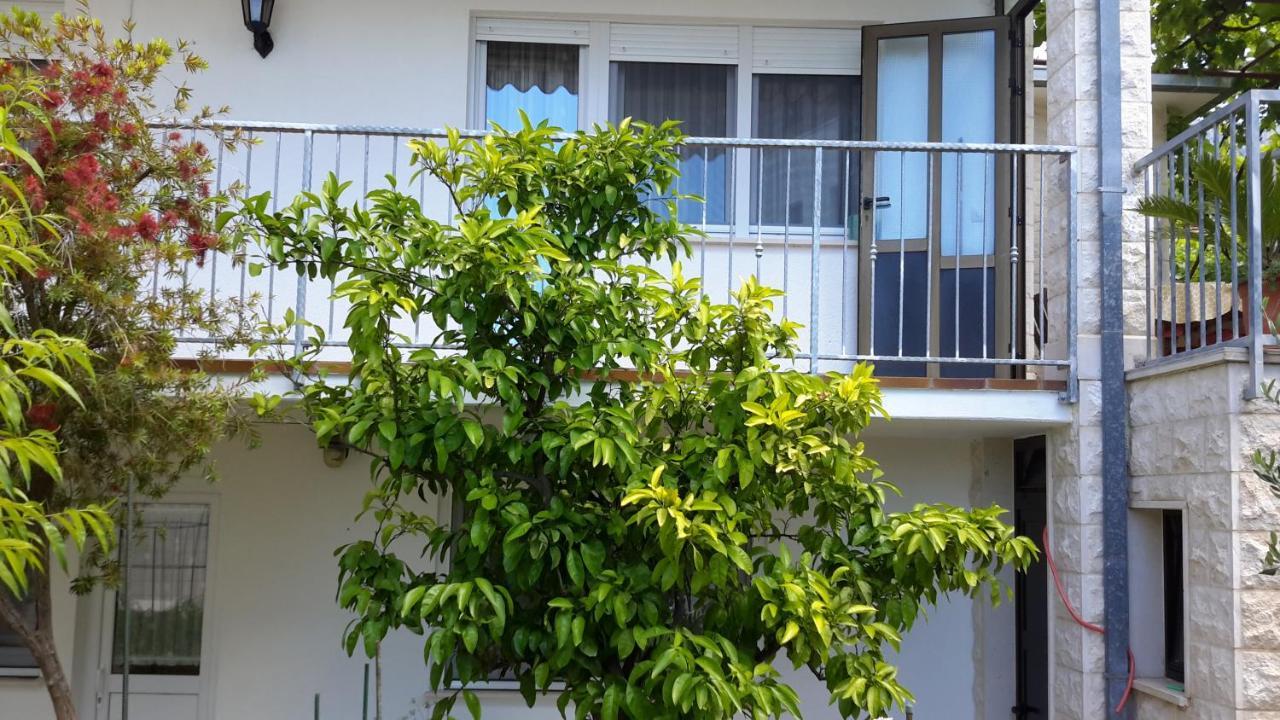 Appartamento Arya Podstrana Esterno foto
